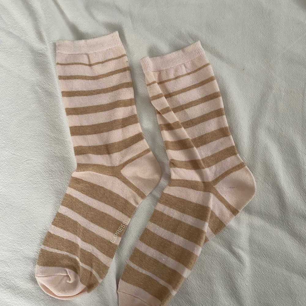 Express socks striped new